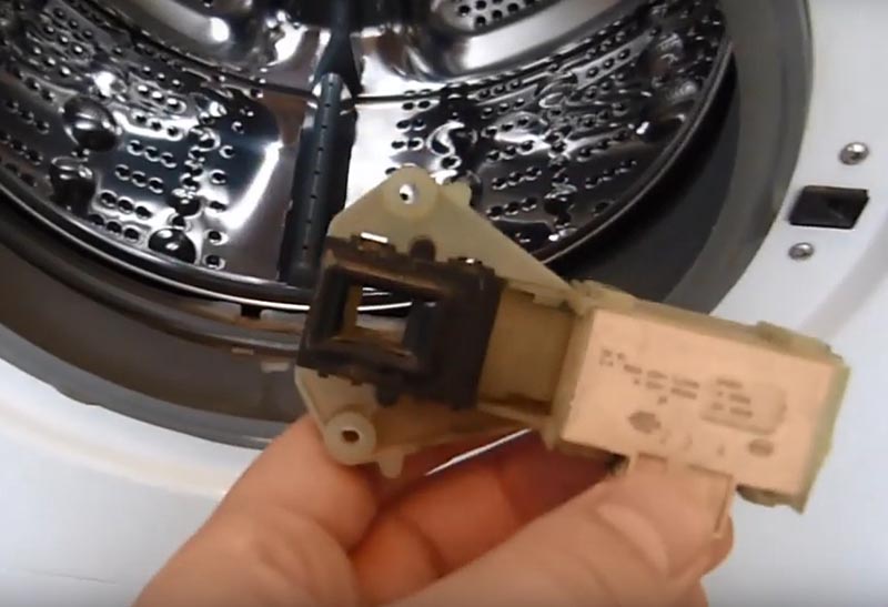   Hotpoint-Ariston  
